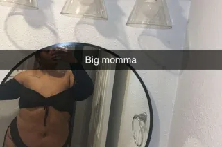 Thick Sexy BBW - Image 5