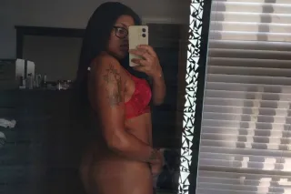 🥰😻CLEAN,100% LEGIT AND UPSCALE... - Image 1