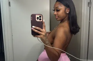 🎥🎥🎥LAST DAY HERE IN TOWN 🎥🎥 🍒🍒... - Image 3
