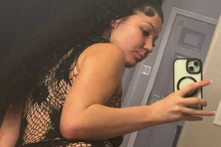 Cum see me Sexy n Sensual .💋🥂 ... - Image 1