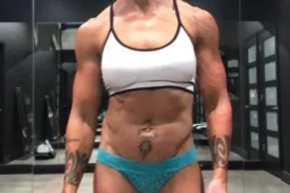 Jasmine Muscle Mommy - Image 9