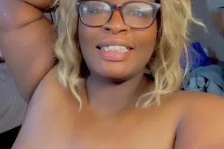 💋💋ebony bbw🤩 with that pressure💓 Goddess - Image 12