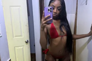 SEXY PETITE FANTASY GIRL🍫🥰💜 CU... - Image 1