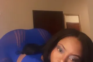 Come relax and unwind with me ... - Image 1