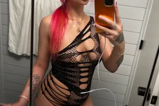 GREEN EYED GODDESS 🤤 Highly ADDICTIVE 😘 - Image 8