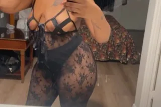 👸🏼👸🏾2 GIRL SPECIALS 💦 SUPER SO... - Image 1