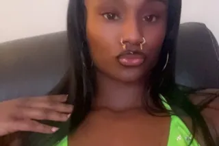 Chocolate Babe 👸🏾 - 22 - Image 1