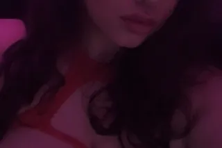 20 yr old down for any and eve... - Image 2