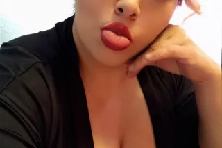 💦👄 THROAT SO GOOD HAVE UR TOES... - Image 2