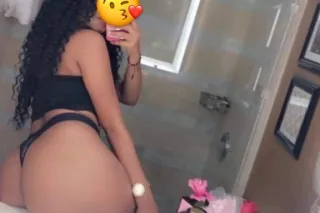 Hot 😍Latina - 23 - Image 1
