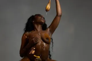 NEW IN TOWN CHOCOLATE TATTED U... - Image 3