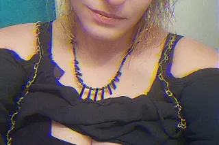 Want arm candy 100% real Girlfriends / Doubles - Image 5