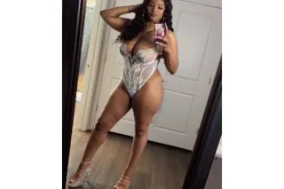 📍IN OLYMPIA📍EBONY MIXXXED TREA... - Image 1