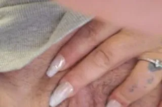 CUM GET THIS CLASSY AND SEXXY ... - Image 1