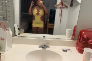 your biggest fantasy ready for fun 💕😩 - Image 5