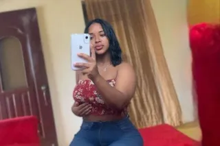 Soy latina amor estoy disponible♥ - Image 2