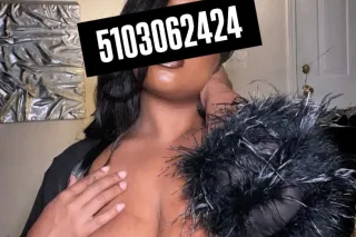 💋💅🏾P̳̿͟͞r̳̿͟͞e̳̿͟͞t̳̿͟͞t̳̿͟͞i̳... - Image 3