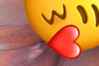 MAKE ME SQUIRT ON THAT DICK DA... - Image 1