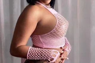 sexy Latina girl🍑. ( no cubanos) - Image 1