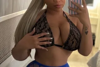 Only In Town for the Moment 😝😝... - Image 1