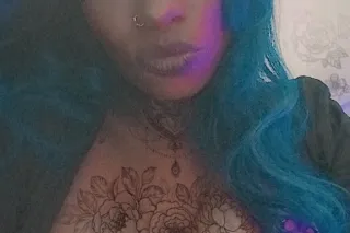 im in hallandale - Image 9