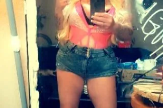 💥💥Throat goat Available💥💥TWo G... - Image 2