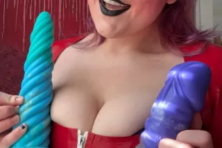 TONIGHT ONLY DEALS ✨ Cock Quee... - Image 1
