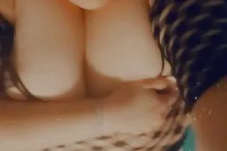 💋 AMAZING BEAUTY 💋 🍑 JUICY ASS... - Image 3