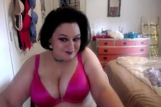 BBW Deepthroat Specialist Says... - Image 1