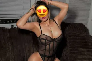 Naughty Latina ready to spoil ... - Image 1