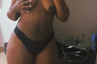 Addictive like CANDY 🍭🍬 🍑💦✨✨💰𝚁... - Image 1