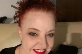 Red in the head...magic in the... - Image 2