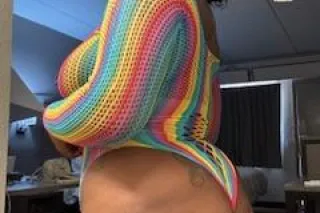 ITS BETTER IN PERSON ! 100% REAL! PAINT MY FACE AND MAKE ME CREAMM - Image 7