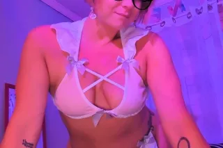 on The ferry..Check out the difference between me and her! promise💦💦🔥 - Image 6