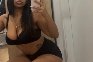 Cash only baby 💖💖💖 IM INDEPEND... - Image 2