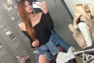 Pretty pussy and ass needs fil... - Image 1