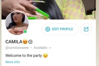 Sexy Latina Asian Mix 😍 FT Shows available🥰 - Image 1