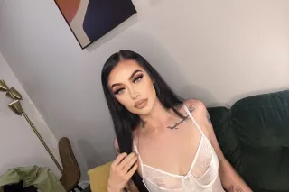 Kreamy and sweet & petite 😜💦 -... - Image 3