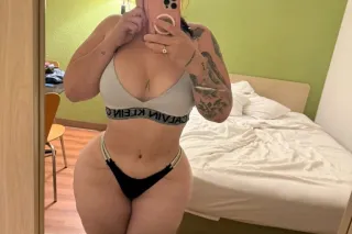 Hi daddy, I'm camila , a very ... - Image 1