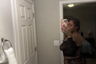 💋 FREAAAKKKYYY FRIDAYYY 👅💦 1 D... - Image 3