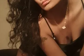 come warm up in-between my thighs - Image 5
