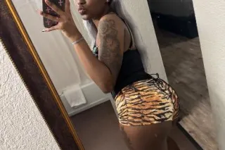 𝐓𝐇𝐈𝐂𝐊 ᴀɴᴅ 𝐏𝐑𝐄𝐓𝐓𝐘 🤫🤪🅤🅡 🅢🅔🅒🅡🅔🅣🅢 ... - Image 3