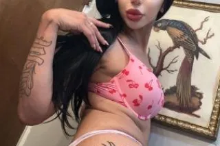 HI DADDY IM NEW HERE OUTCALLS ... - Image 1
