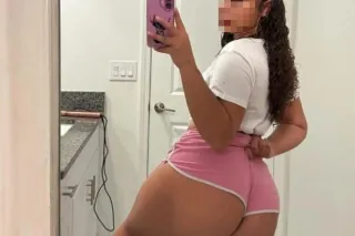 Super sexy and educated Latina... - Image 3