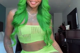 w3tter is better 💦😊💕💚 Diamond ... - Image 1