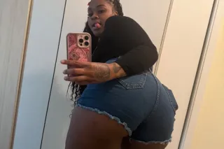 ask abt my 2 girl💦 100% real f... - Image 2