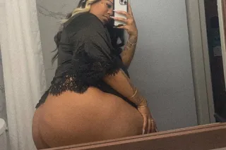 LAST DAY HERE!! CUM SEE ME WHI... - Image 4