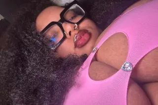 Thick Slut 😋 Creamy Pussy 💦 Juicy Ass Ready For Youu 🍆 - Image 5