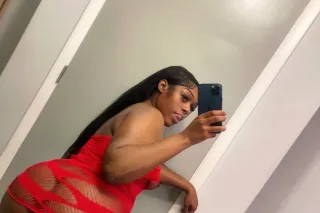 Come Play with Lay 💋😽 - 25 - Image 1