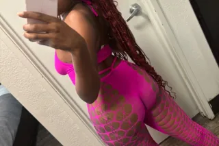 make this pussy squirt 💦💫 - Image 8